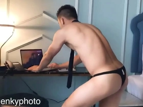Asian gay gets covered in cum in bean fetish video