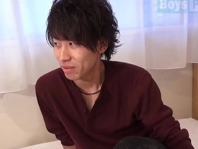 My first time with a Japanese gay guy who has a huge penis